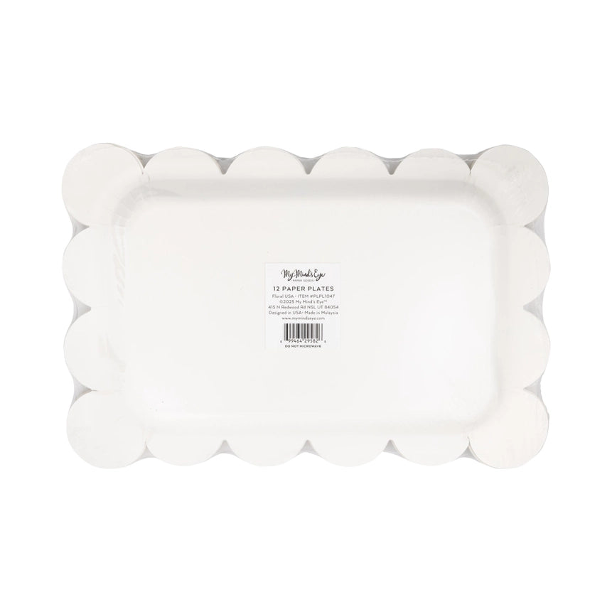Back view of rectangular scalloped paper plates packaging.