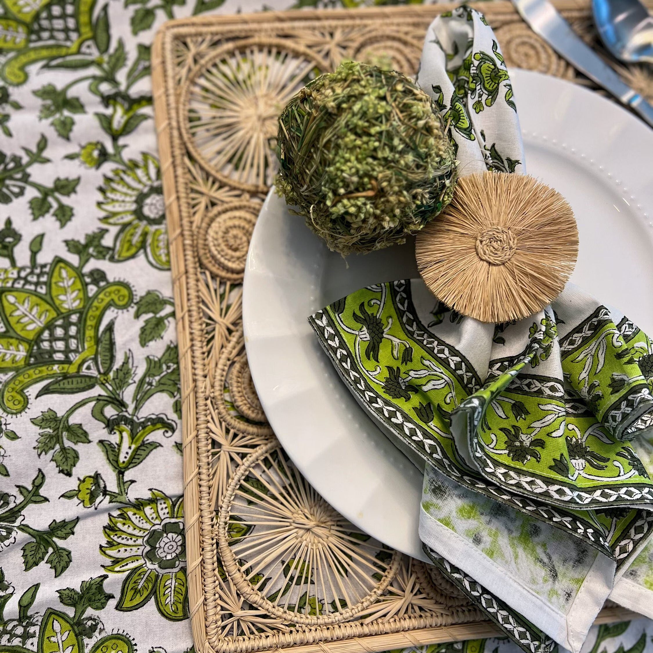 Gayatri Buti Olive Green Floral Napkins, Set of 4