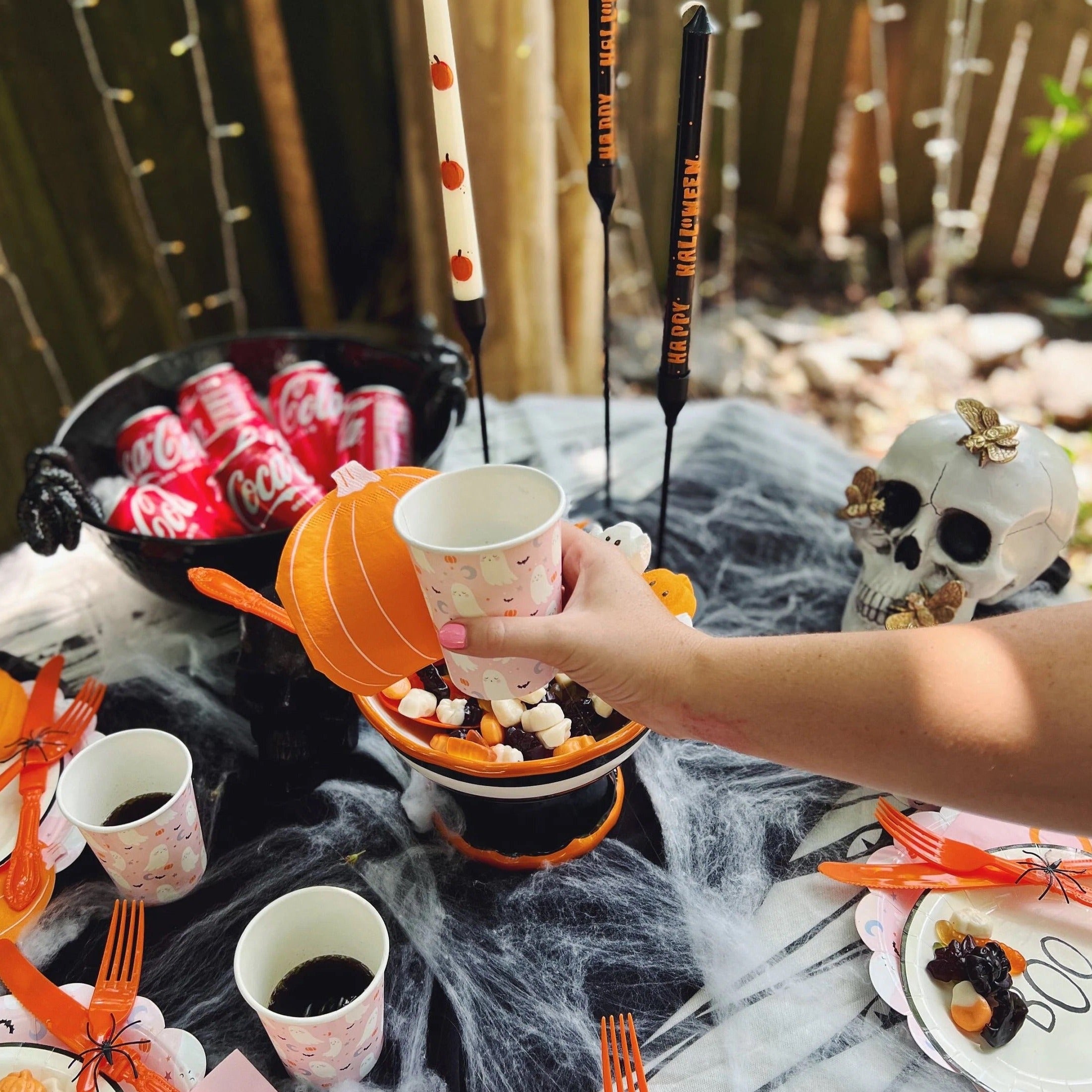 Orange pumpkin-shaped halloween paper cocktail napkins