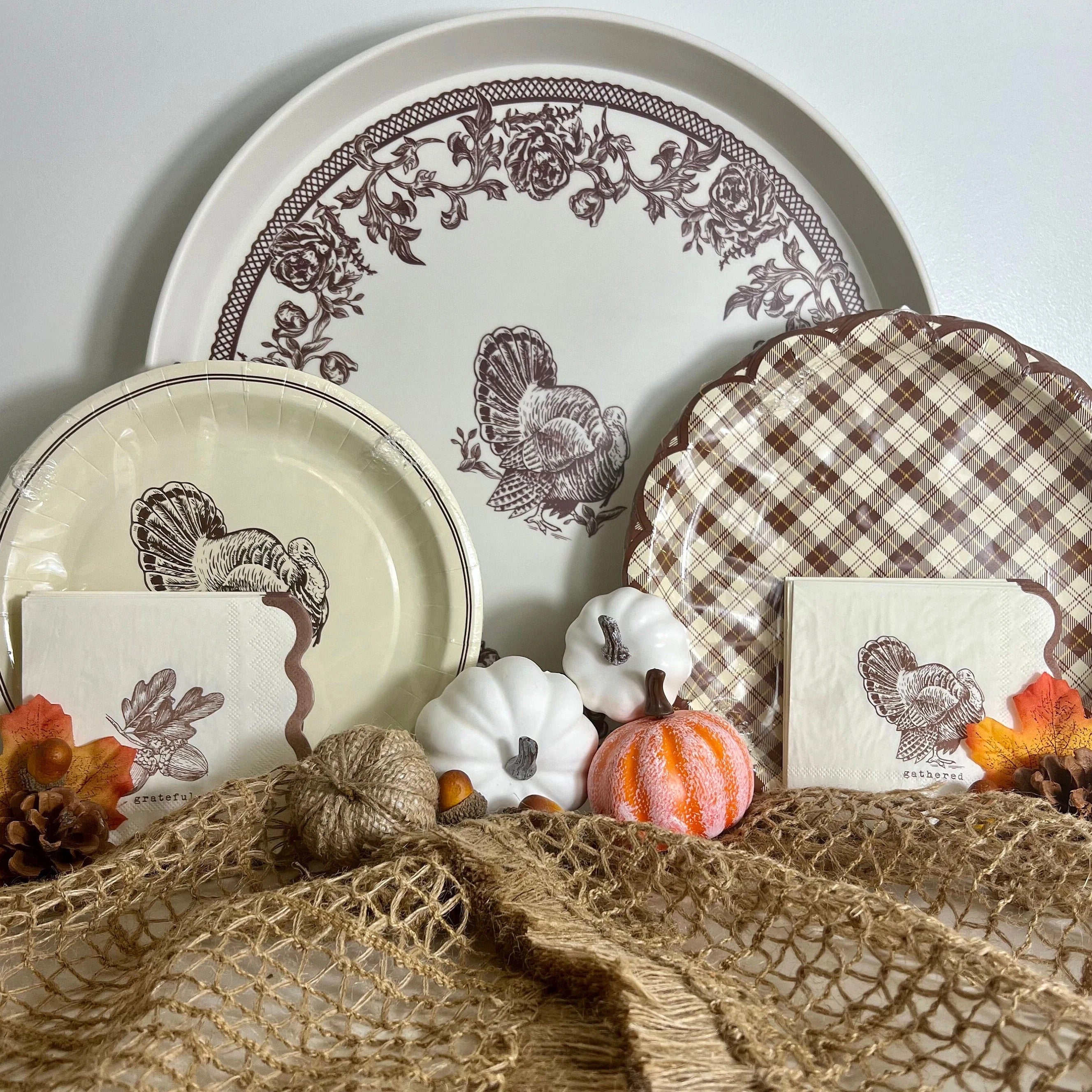 Brown and white turkey Thanksgiving Bamboo Tray