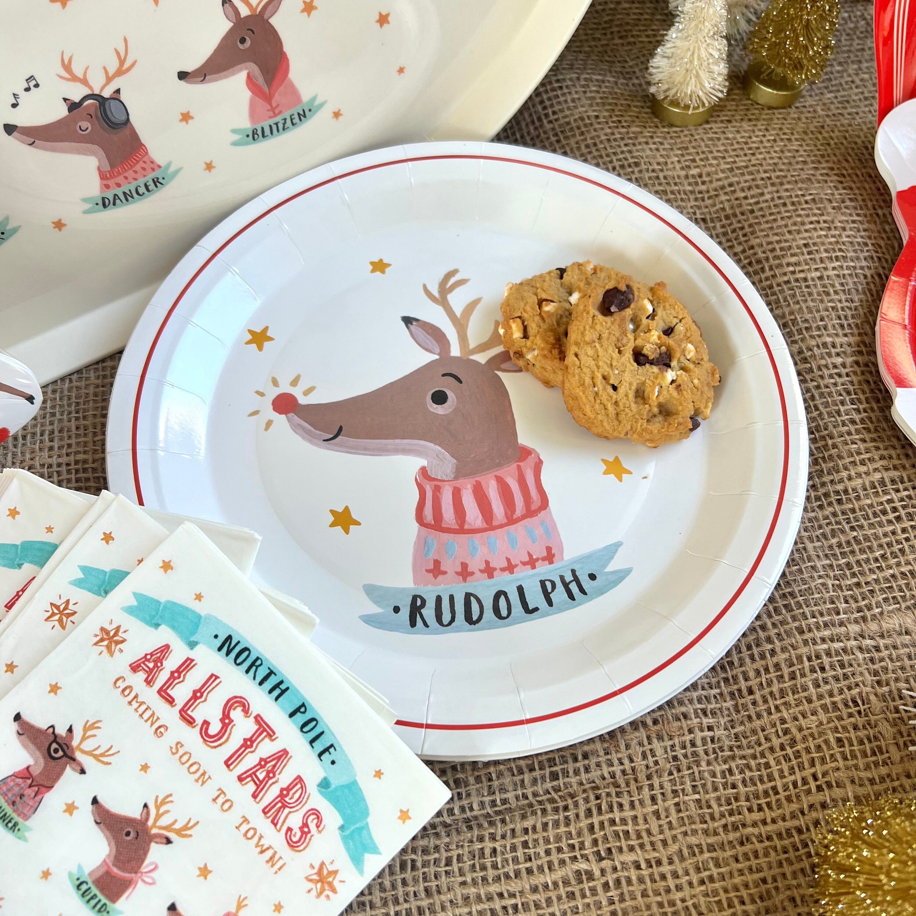 Christmas paper plates featuring Santas reindeers.