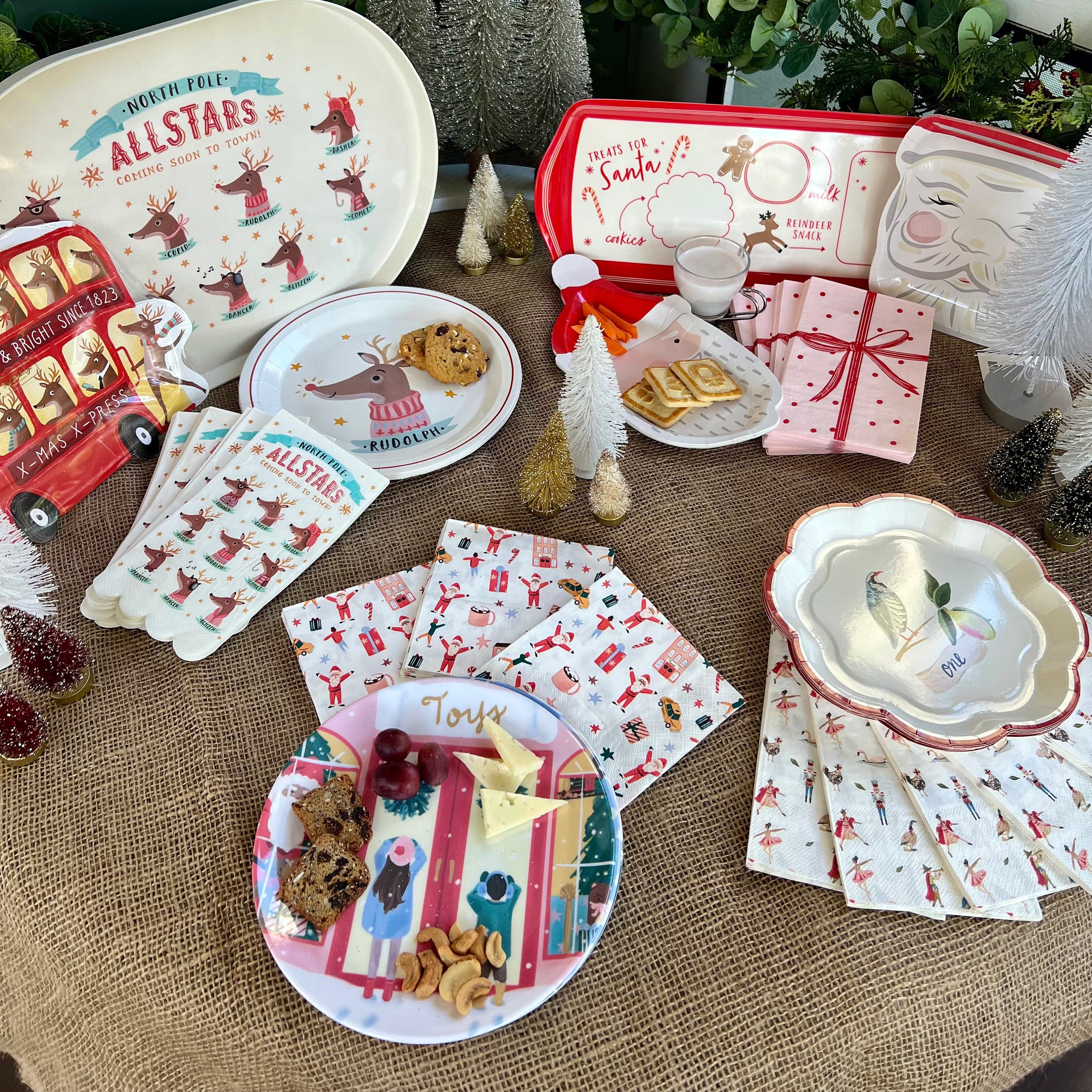Christmas paper plates featuring Santas reindeers.