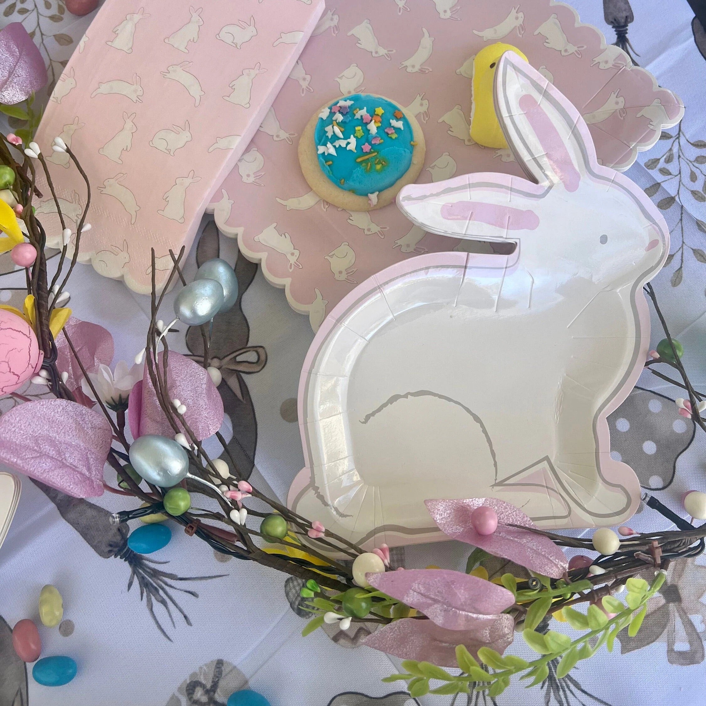Easter Bunny Shaped Plates | Easter Paper Plates (Set of 8) - Easter Party Decor, 1st Birthday Decor, 1st Birthday Plates, Bunny Plates